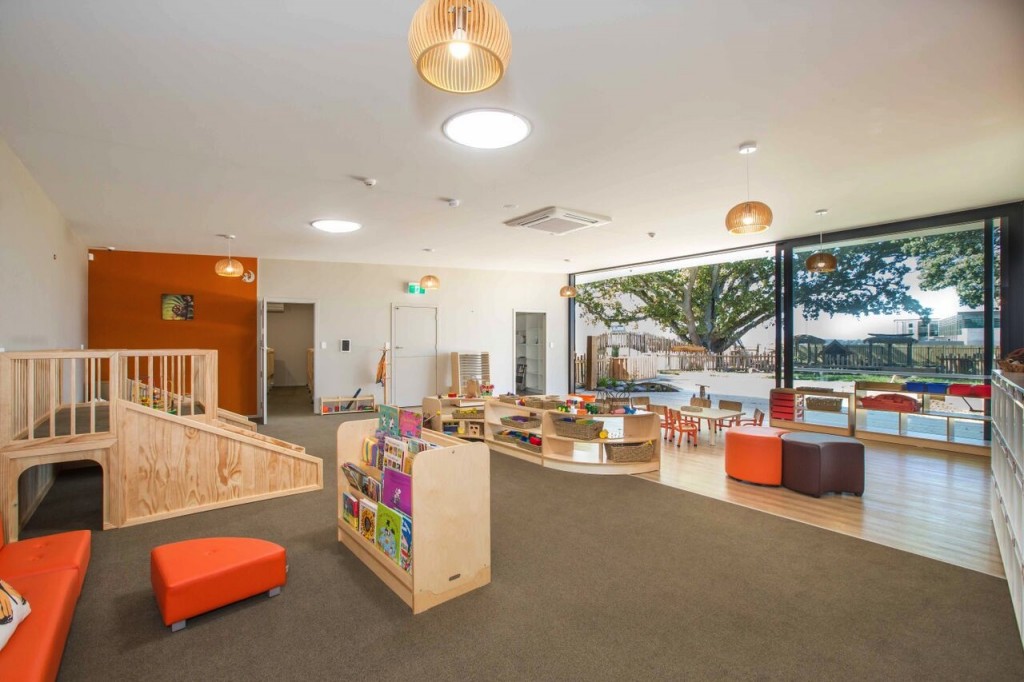 Chrysalis10-worldkids